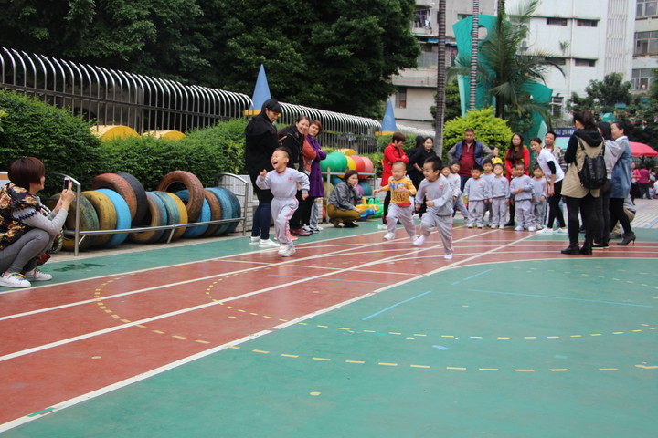 遠(yuǎn)恒佳花園幼兒園家長(zhǎng)半日開放活動(dòng)報(bào)道