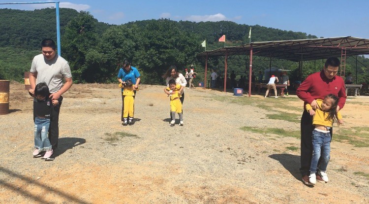 遠恒佳花園幼兒園中二班社會實踐活動——深圳市老虎溝生態(tài)農(nóng)場一日游